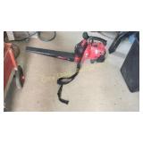 Troy Bilt leaf blower