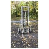 Walk Behind Fork Lift NEED WORK