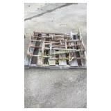 (16) Scaffold Screw Jacks