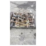 (16) Scaffold Screw Jacks