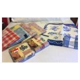Table Cloths (1) Round (1) Oval (4) Oblong ,