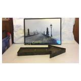 Praha Picture, Lighted Up Arrow MISSING BULB