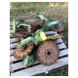 (8) John Deere No-Till Cutters