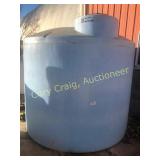 2,500 gal. Poly Water Tank