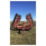 Case IH 3900 Disk Harrow, 28