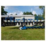 2012 Kinze 3600 Planter, 12/23 30" w/interplant