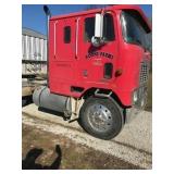 1985 Red IH 9670 cabover, 855 Cummins 400 hp,