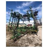 John Deere 980 Field Cultivator, 44.5