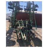 Deutz-Allis 1450 Field Cultivator, 36