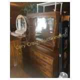 (9) drawer dresser with mirror