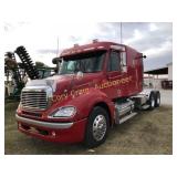 2002 Freightliner Columbia with sleeper, 10 speed