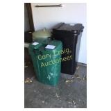 (4) Trash cans & trash can cart