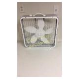 27" box fan, like new, works