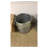 18"x16" Stock pot, no lid
