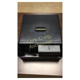 New Vondrehle paper towel Holder