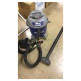 Shop Vac 12 gal 45 l 5.5hp with attachments