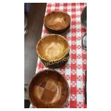 (35) Woven wood salad bowls