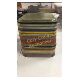 (49) Hard Plastic Food Trays