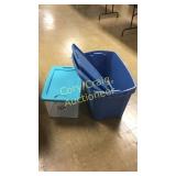 (4) plastic storage totes