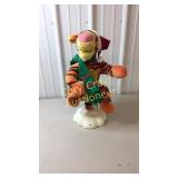 CHRISTMAS Tiger Plays music and moves up and down