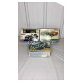 3 Car model kits