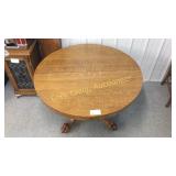 Round Oak Clawfoot Table