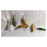 (4) misc lures. (2) Wooden, yellow and brown