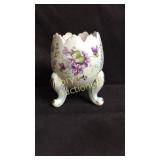 3 footed hand painted egg (no mark)