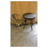 Little Outdoor Table With Chair