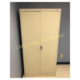 Metal 2 door storage cabinet