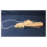 7 5/8 Knife With Leather Sheath