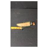 4 3/4" knife with Wood Handle Leather Sheath