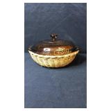 Brown Pyrex Casserole w/ Lid Rattan Carrier