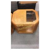 Matching Coffee Table and End Table