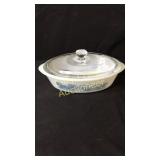 Currier & Ives Glasbake 1 Qt White Milk Glass O