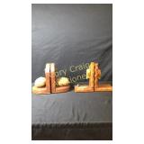 2 Pairs Of Book Ends