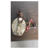 Crosby Western Pulley,  Cleaves