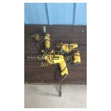 3 DeWalt Power Drills 2 Works 1 Doesn
