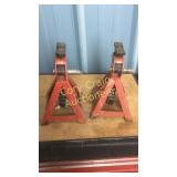 2 Car Jacks