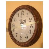 Battery operated wall clock