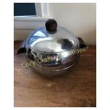 “Penguin” hot/cold server