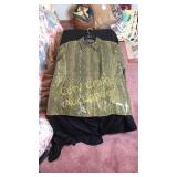 I-N-C Woman 2x Snake Skin