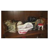 Assorted Clocks, Decor Misc