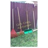 Assorted Long Handle Tools