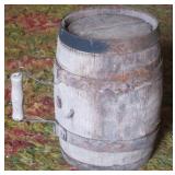 small barrel bird house