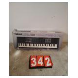 Yamaha PSS-270 Electric Keyboard