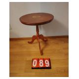 Inlaid Top Stand 23" Tall