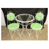 3 pc Patio Set & 2 Chairs
