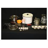 Kitchen Wares-Knife, stock pot, sifter