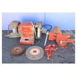Bench Grinder & 2 Vices